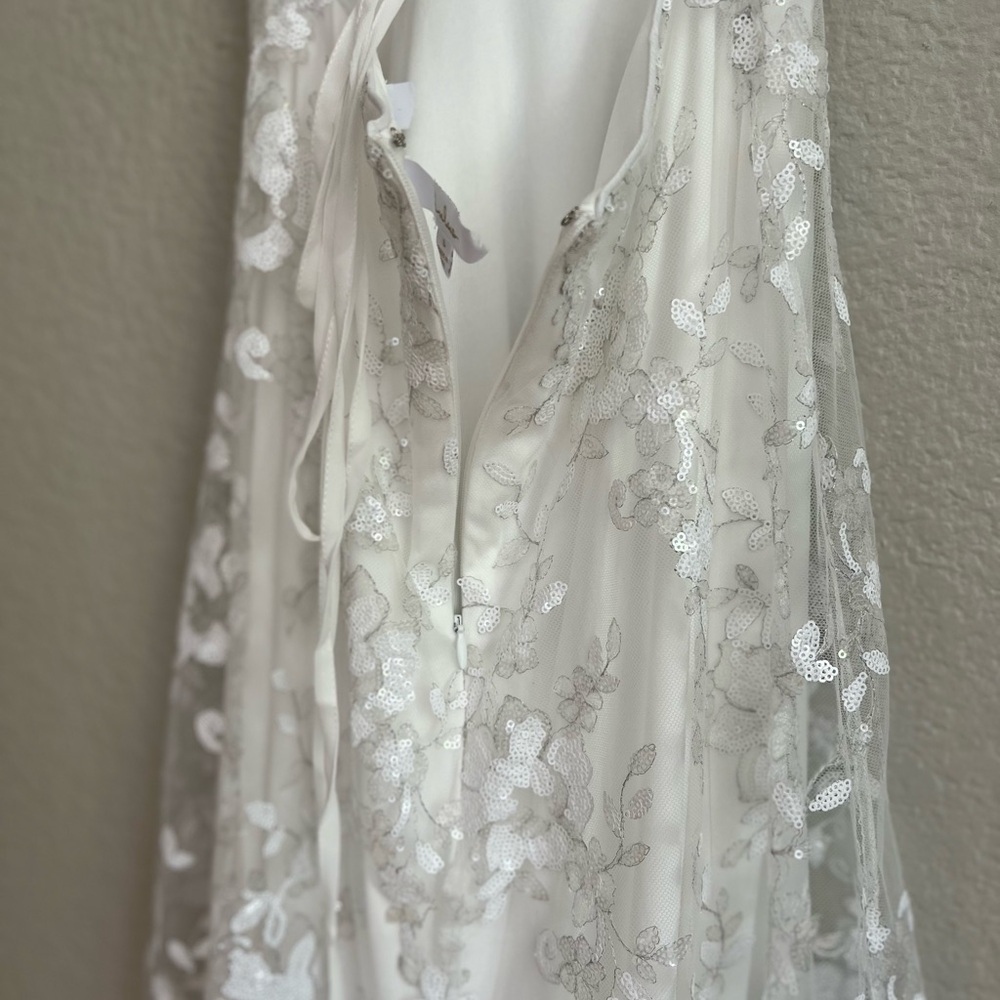 NWOT Magically Charming White Sequin Embroidered Lace-Up Maxi Dress - Picture 8 of 9